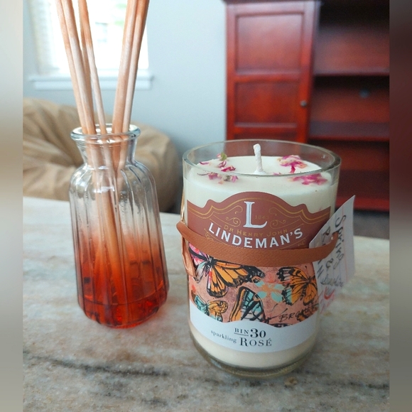 Other - Hand crafted wine bottle candle 🍾